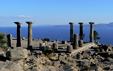 Assos doric columns